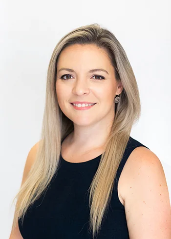 Photo of Kristen Ewen